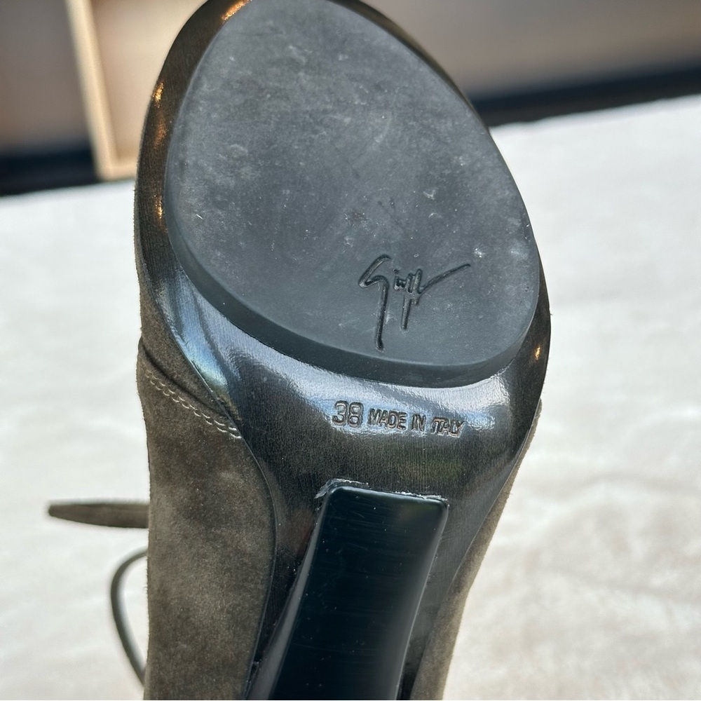 Giuseppe Zanotti Olive Ankle Boots - Picture 9 of 13